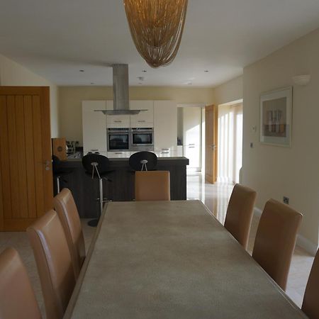 Hunter Lodges By Celtic Manor Νιούπορτ Εξωτερικό φωτογραφία