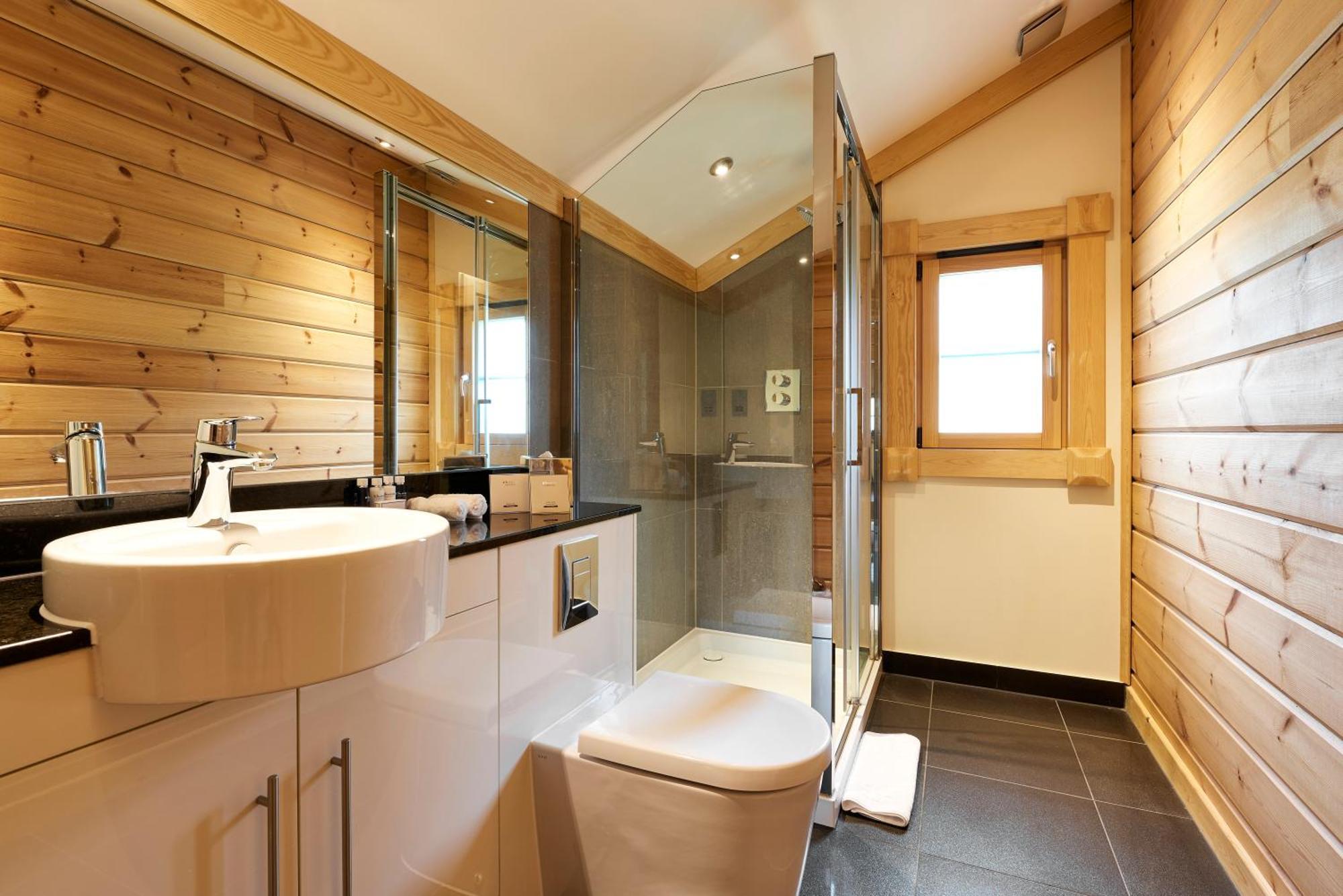 Hunter Lodges By Celtic Manor Νιούπορτ Εξωτερικό φωτογραφία